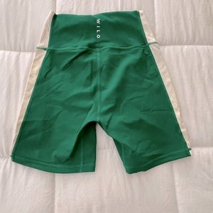 EUC Wilo the Label women’s 6” biker shorts